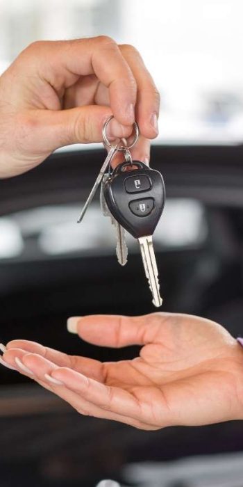 25 spiritual meaning of car keys in a dream
